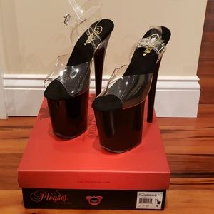 New Pleaser heel black on black 8"